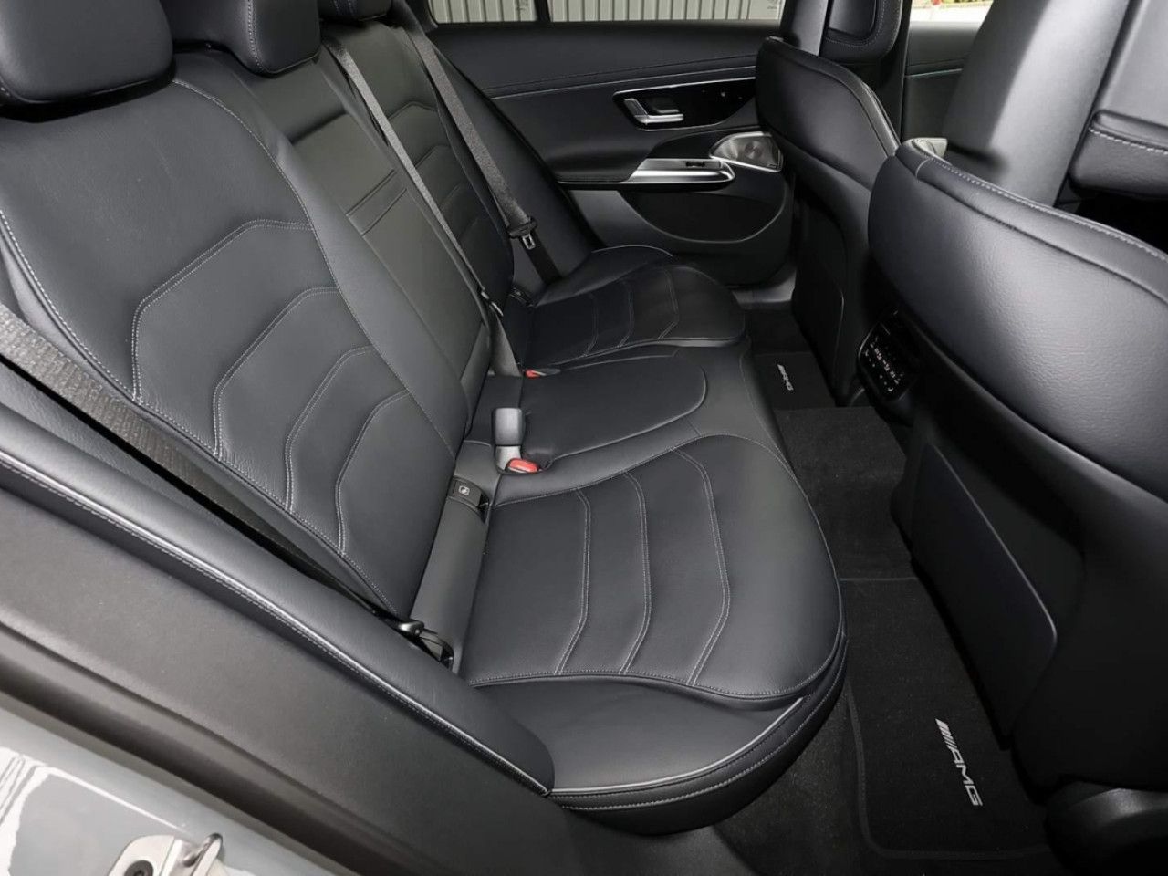 Mercedes-Benz E-Klasse – Bild 6