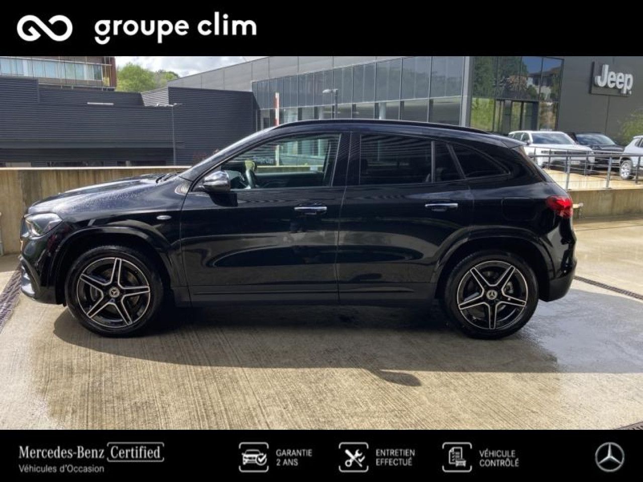 Photo du v&eacute;hicule 3 / 18