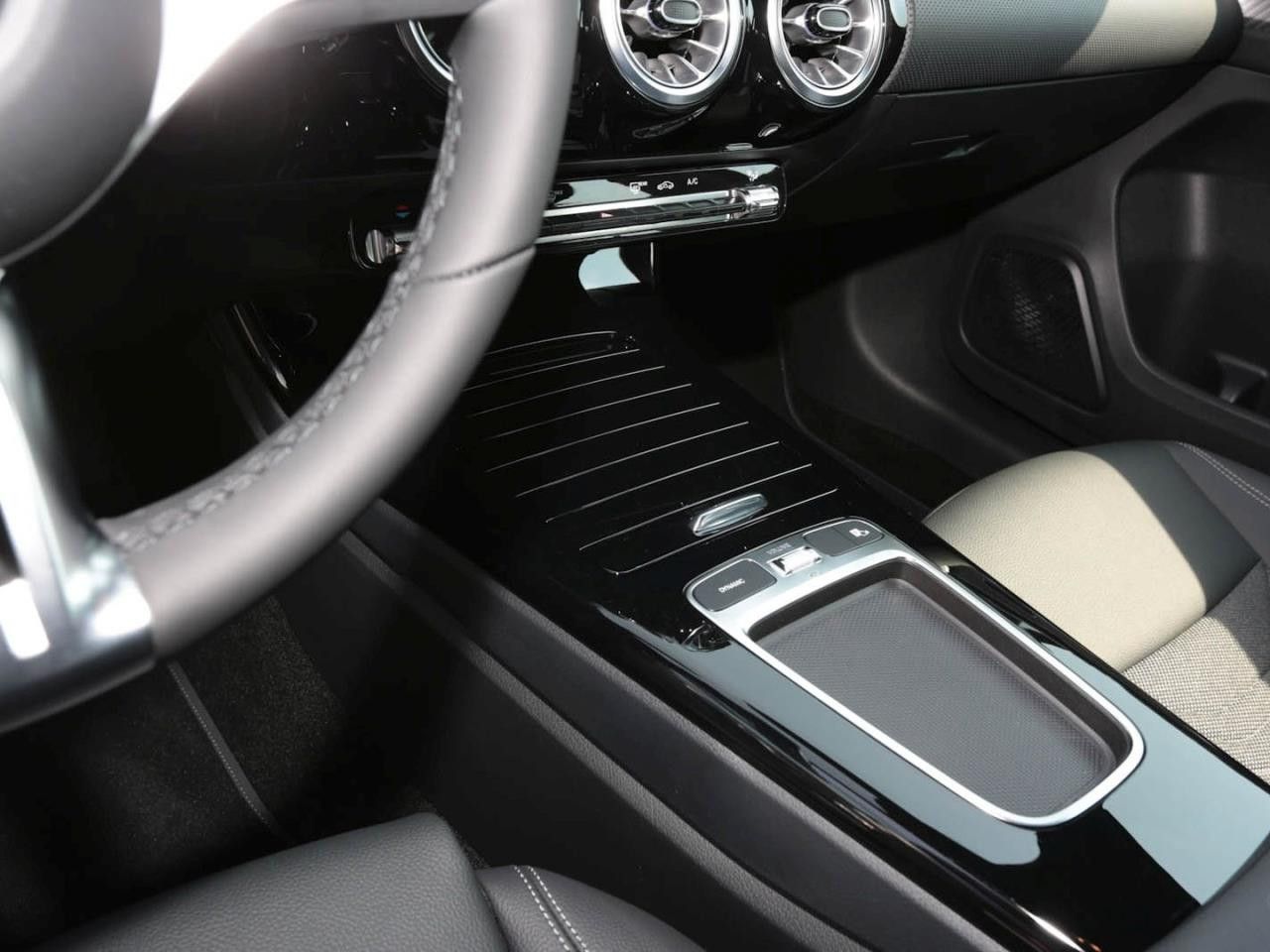 Mercedes-Benz A-Klasse – Bild 15