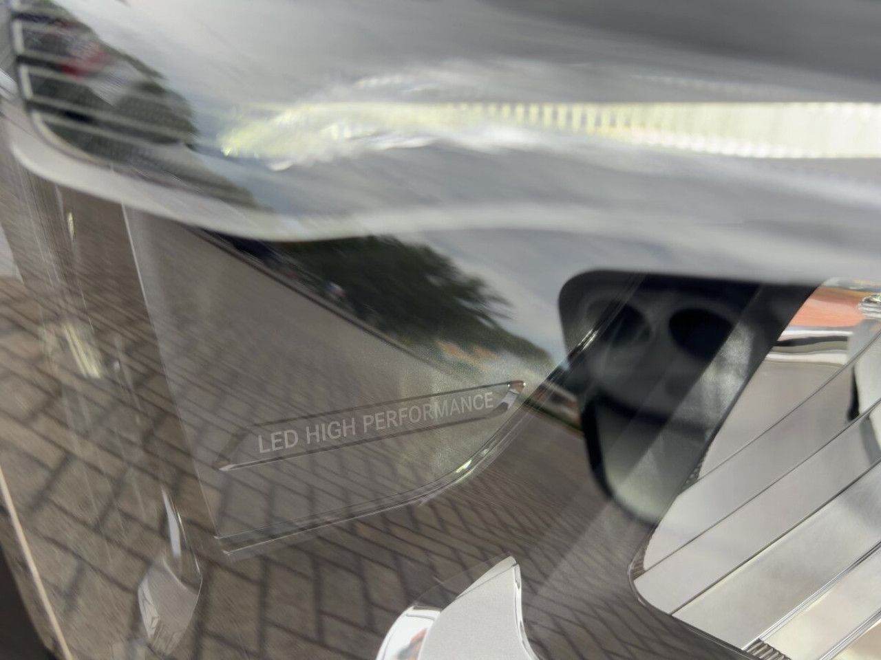 Mercedes-Benz E-Klasse – Bild 18