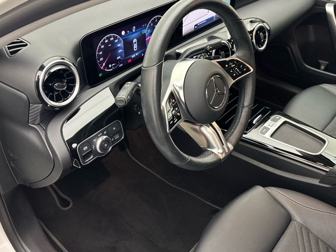 Mercedes-Benz A-Klasse – Bild 14