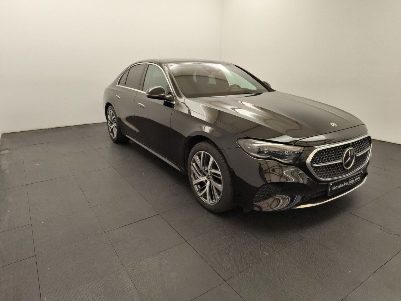 Mercedes-Benz E-Klasse – Bild 3
