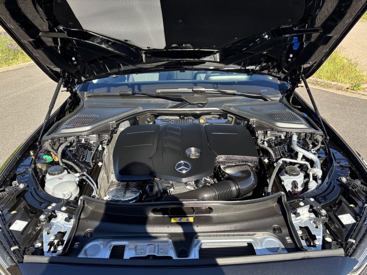 Mercedes-Benz E-Klasse – Bild 12