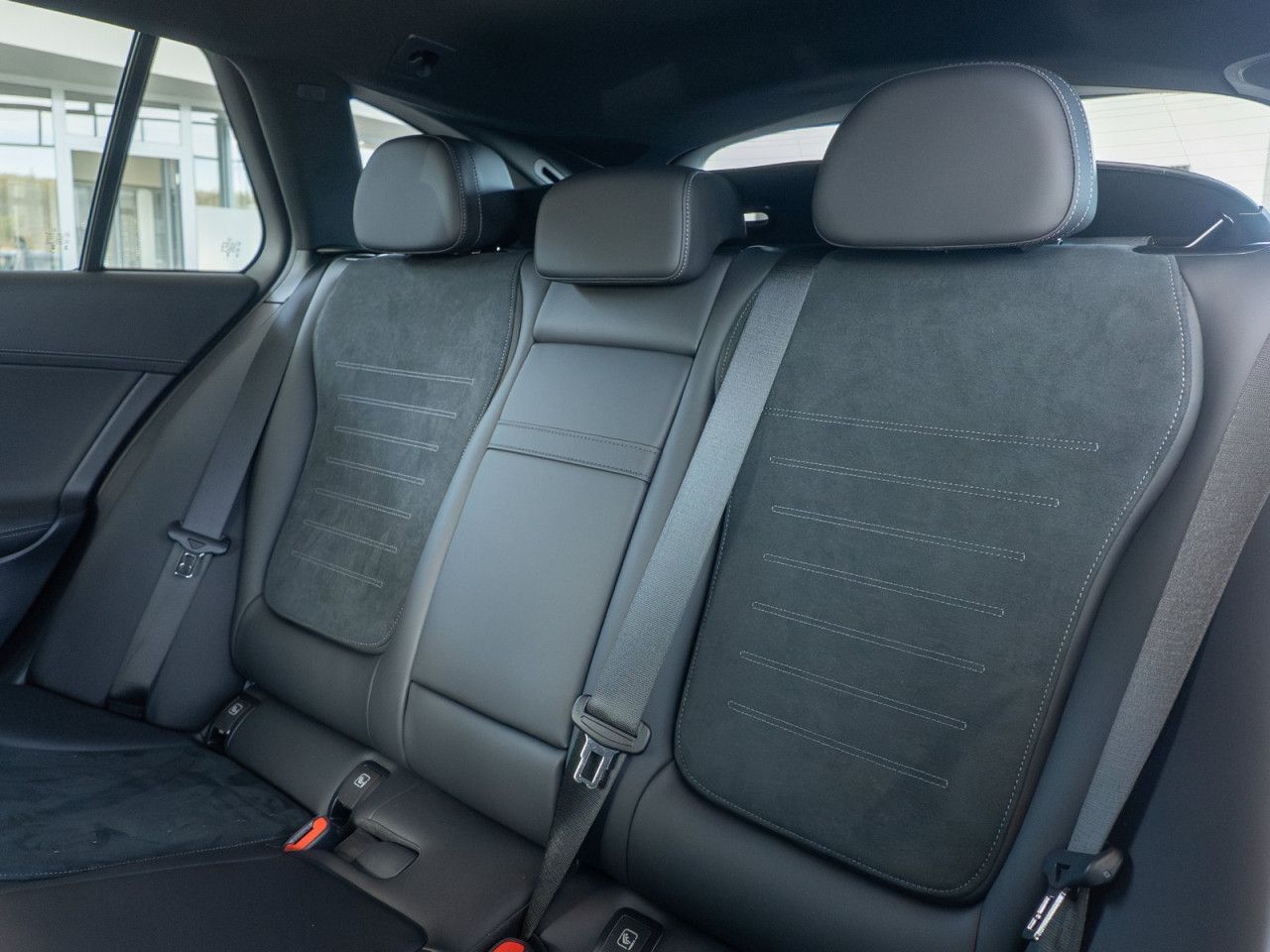 Mercedes-Benz C-Klasse – Bild 23