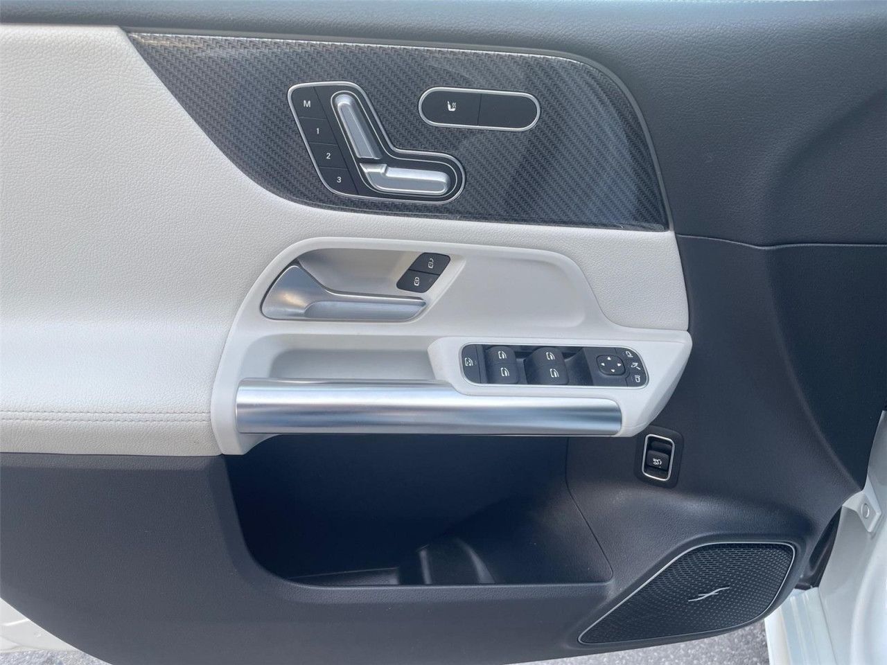 Fahrzeugbild 12 / 28