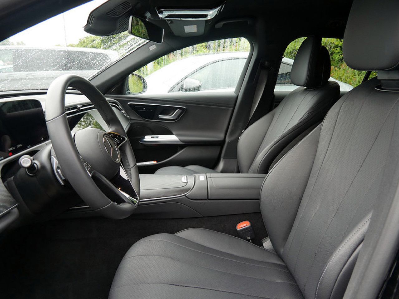 Mercedes-Benz E-Klasse – Bild 14