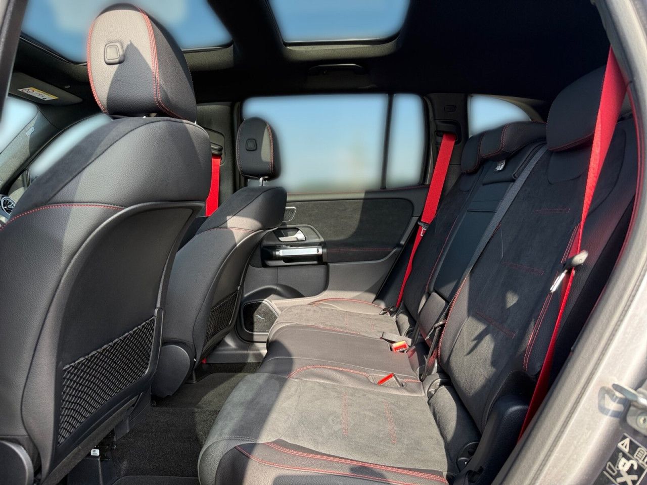 Mercedes-Benz GLB – Bild 11