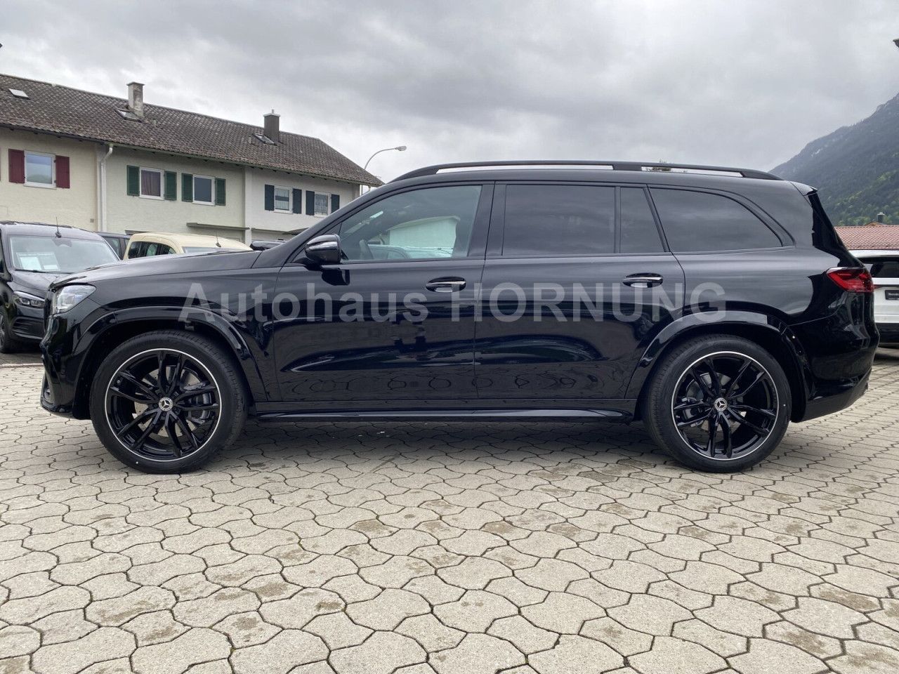 Mercedes-Benz GLS – Bild 10