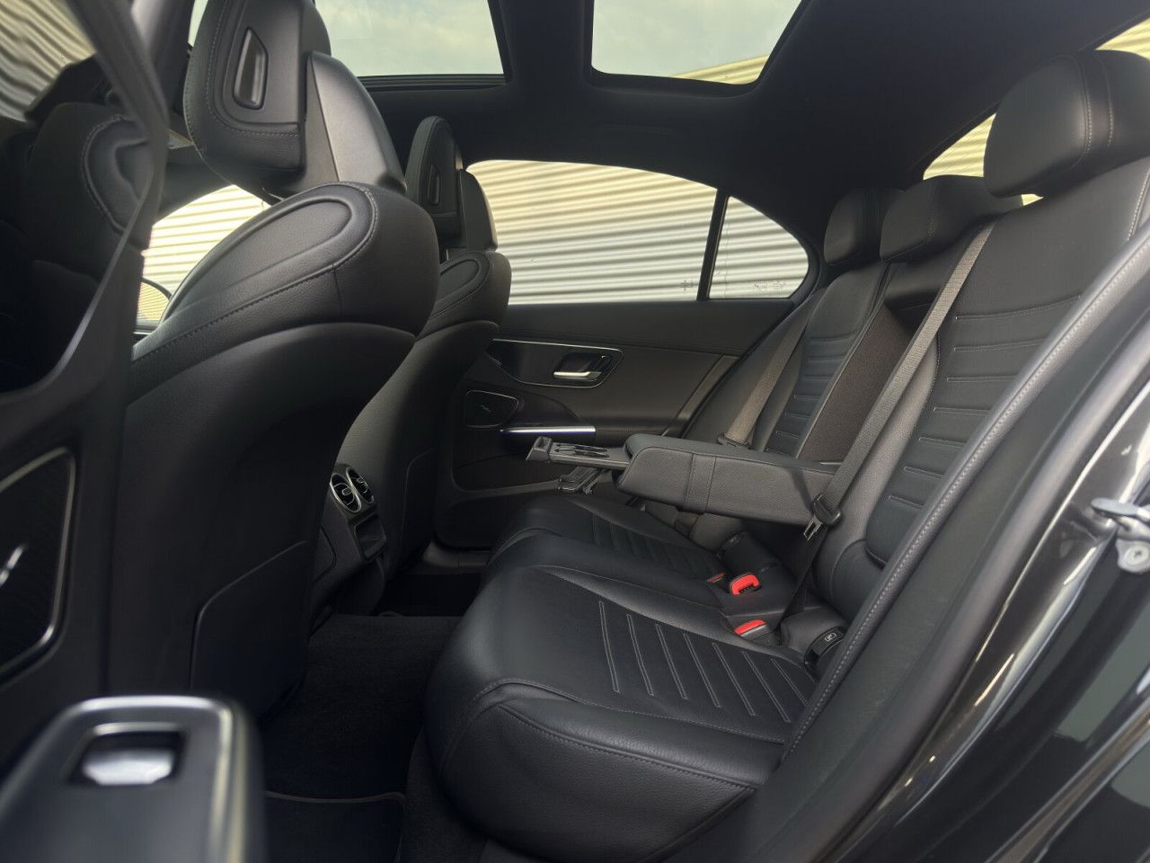 Mercedes-Benz C-Klasse – Bild 16