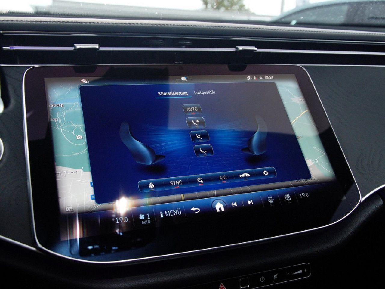 Mercedes-Benz E-Klasse – Bild 12