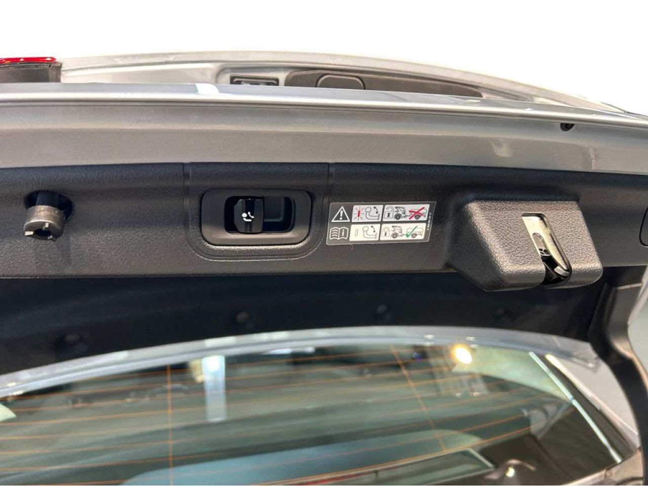 Mercedes-Benz C-Klasse – Bild 13