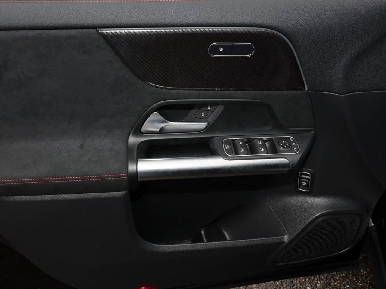 Mercedes-Benz GLA – Bild 11