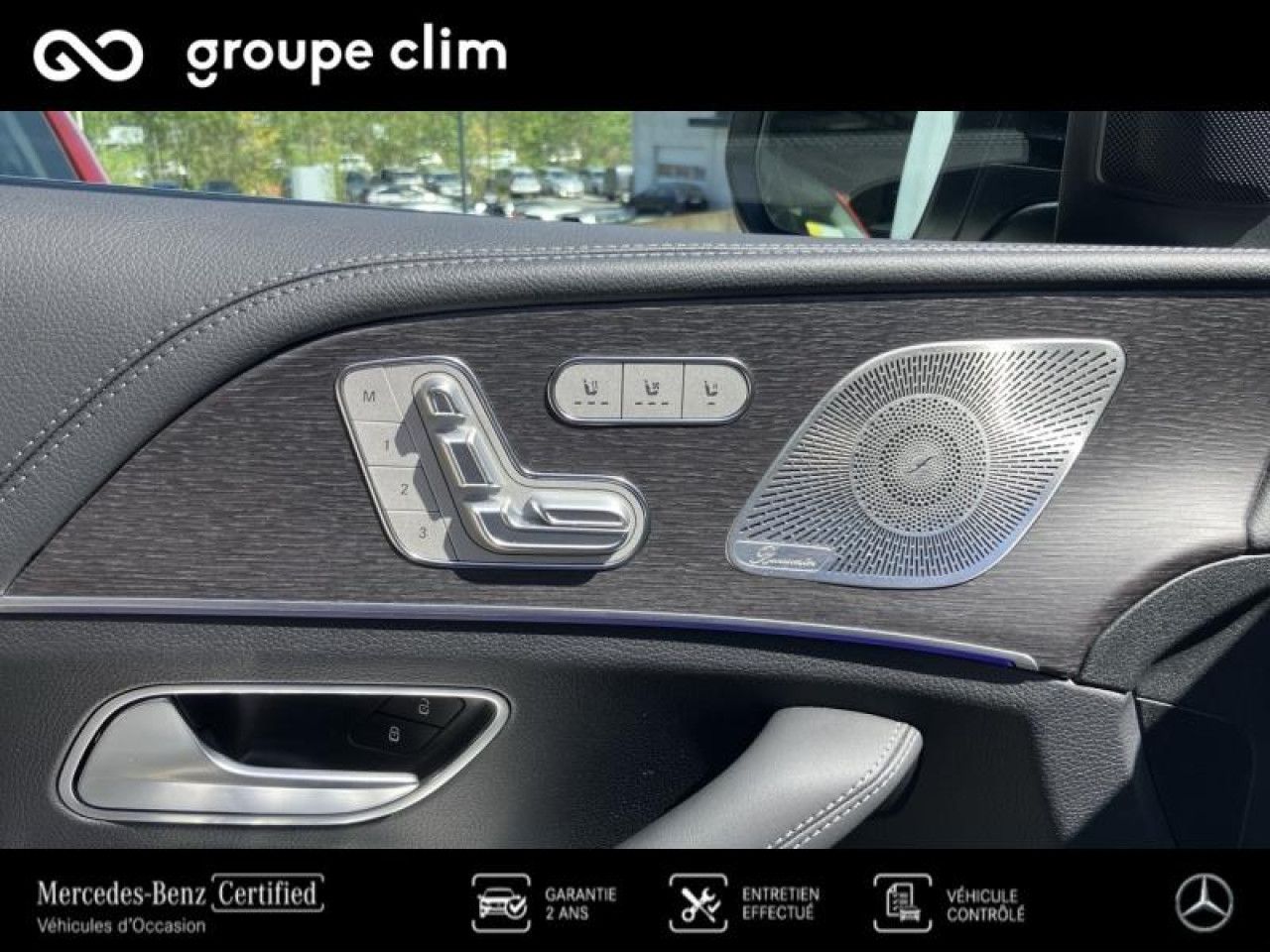 Photo du v&eacute;hicule 16 / 18