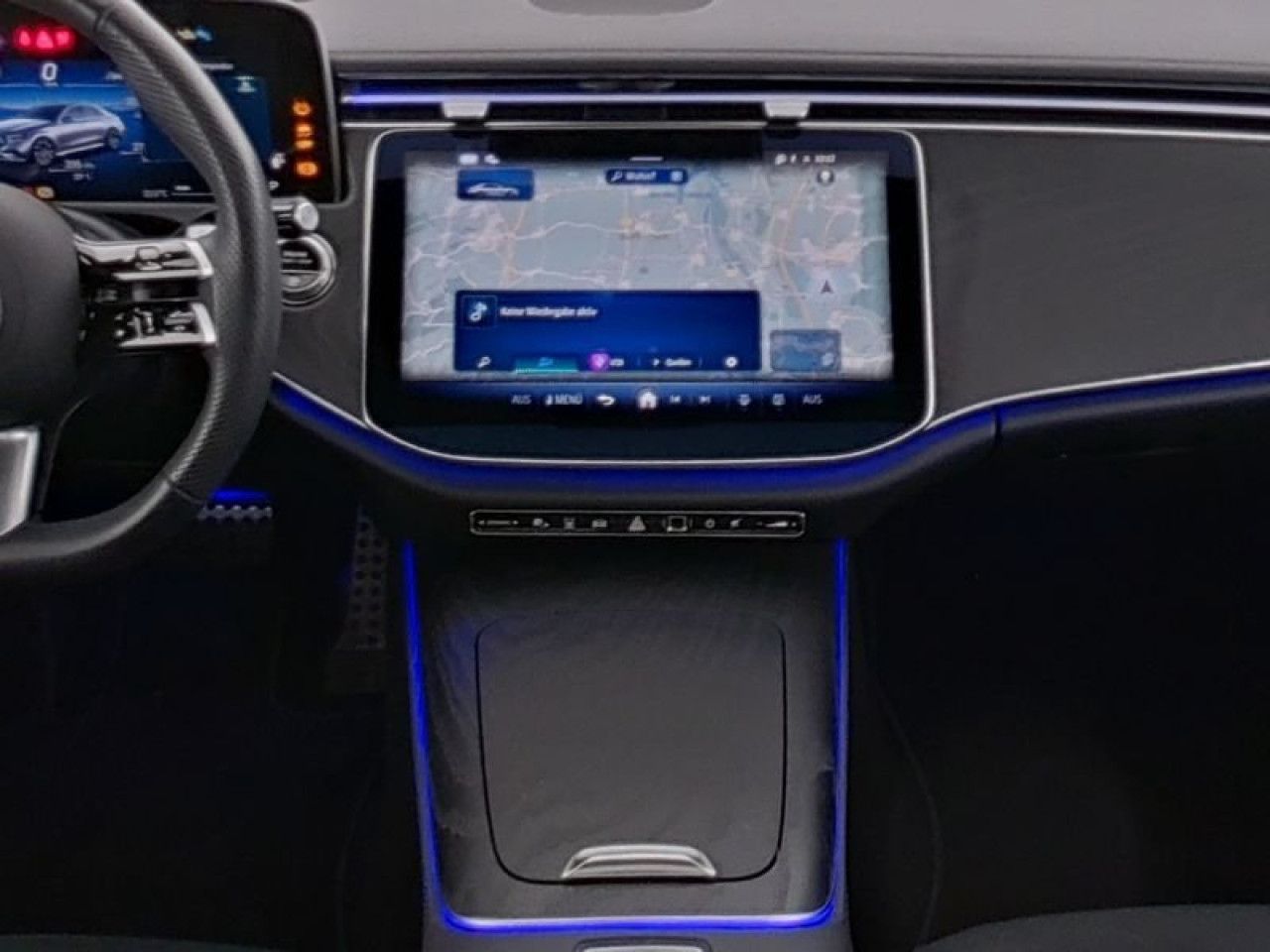 Mercedes-Benz E-Klasse – Bild 13