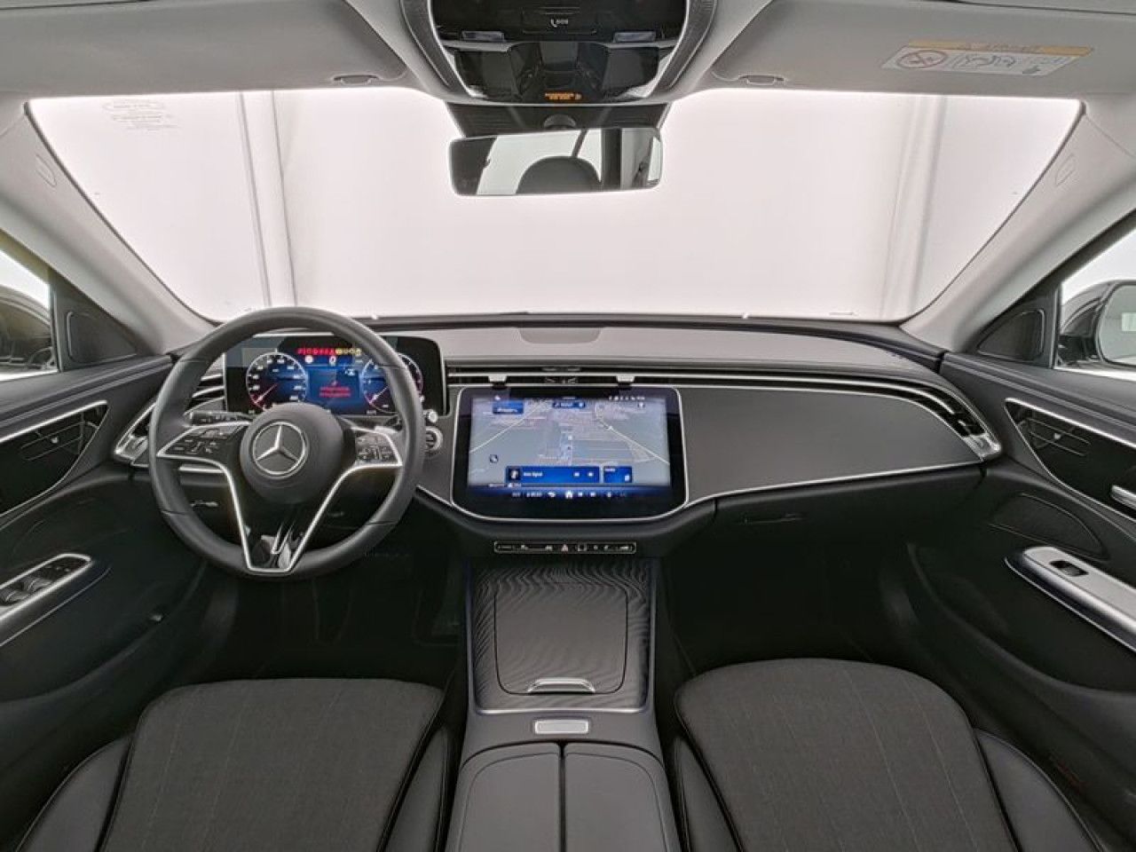 Mercedes-Benz E-Klasse – Bild 6