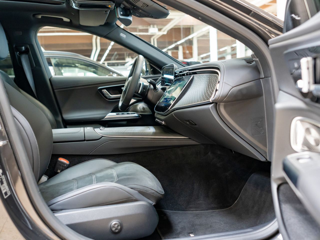 Mercedes-Benz E-Klasse – Bild 3