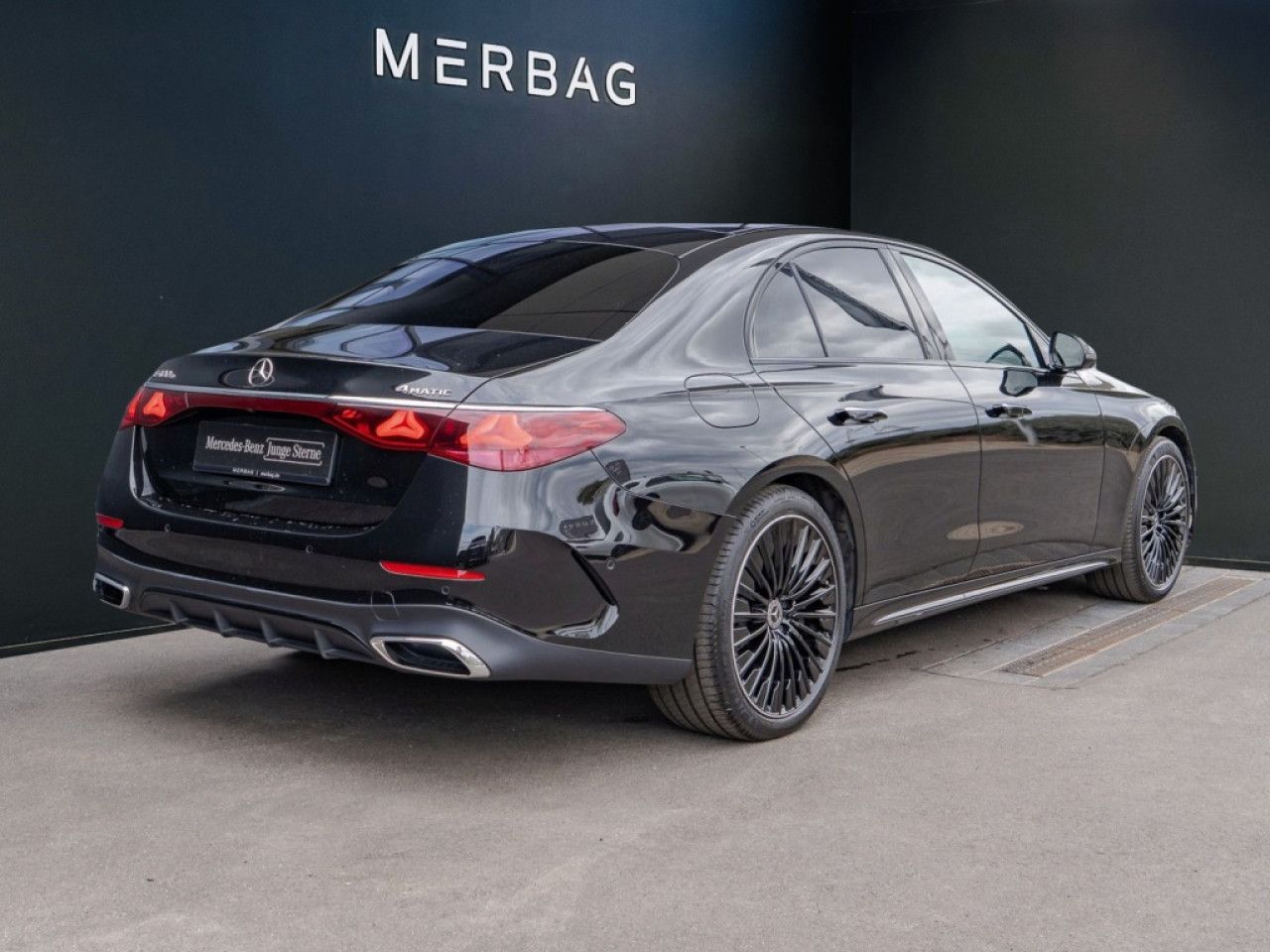 Mercedes-Benz E-Klasse – Bild 3