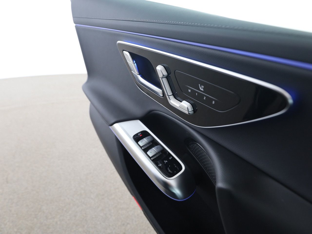 Mercedes-Benz E-Klasse – Bild 13