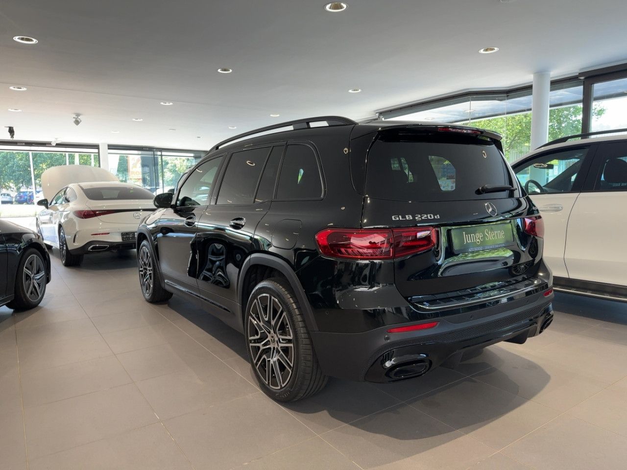 Mercedes-Benz GLB – Bild 2
