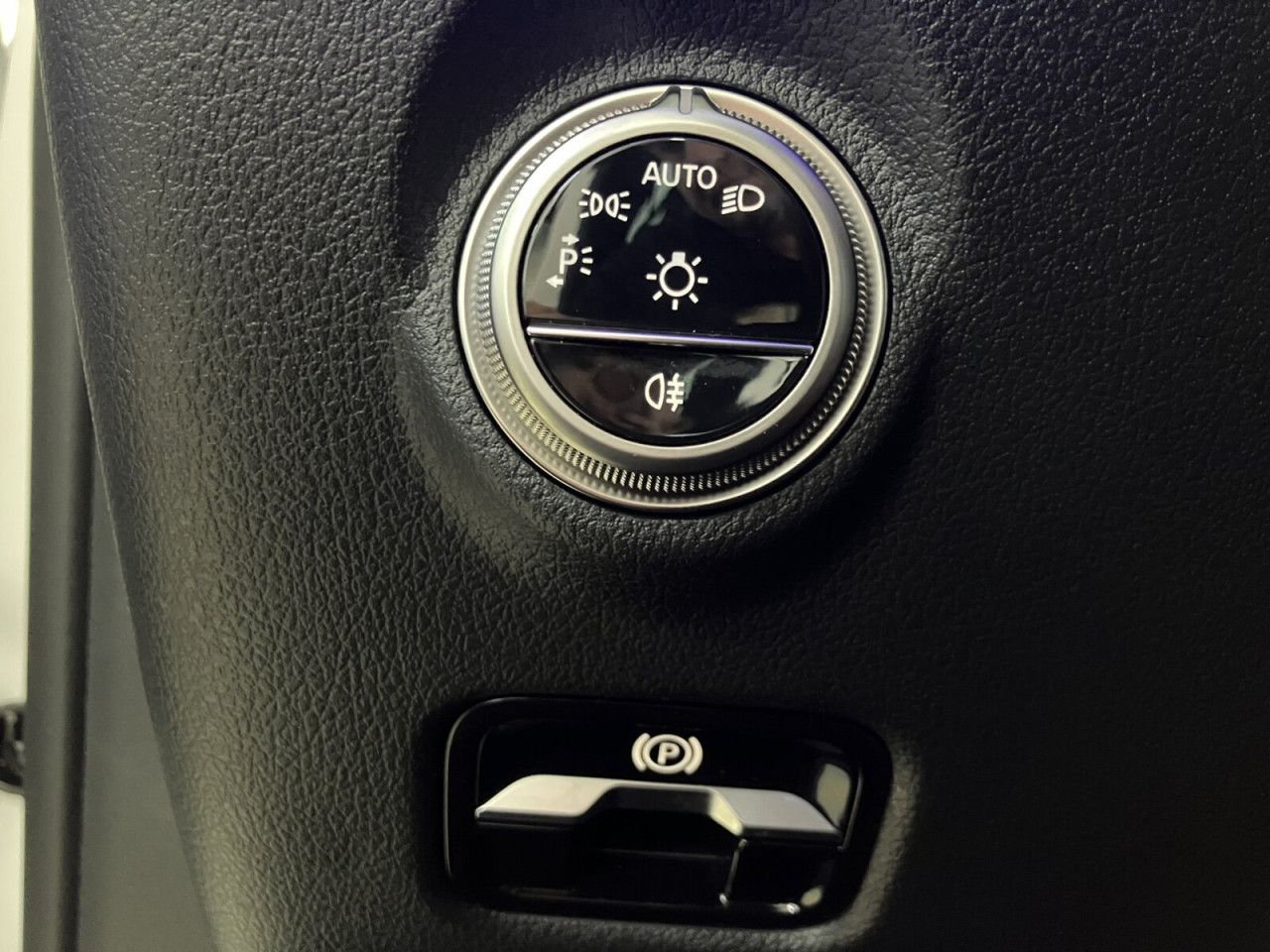 Mercedes-Benz C-Klasse – Bild 24