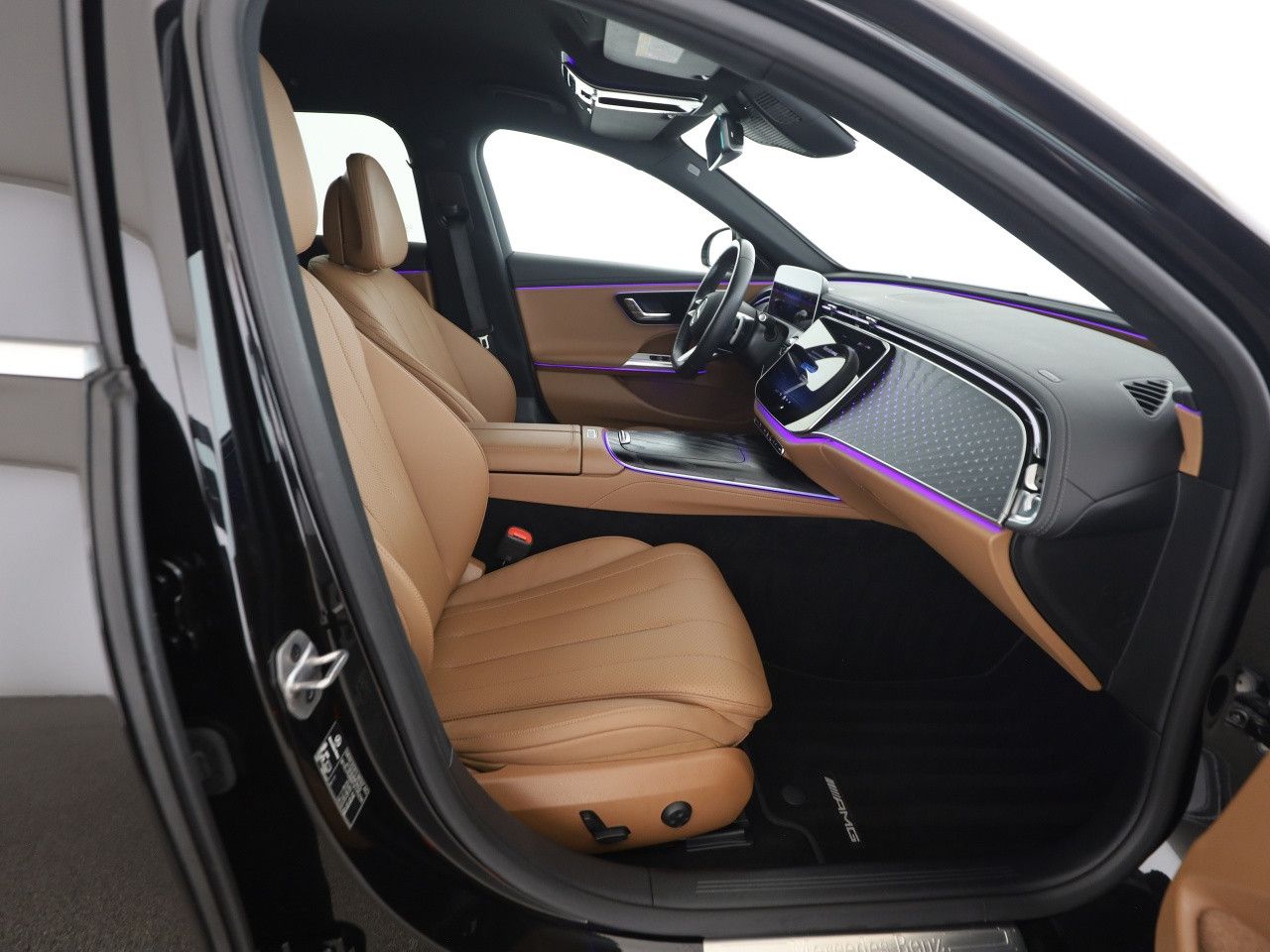 Mercedes-Benz E-Klasse – Bild 9