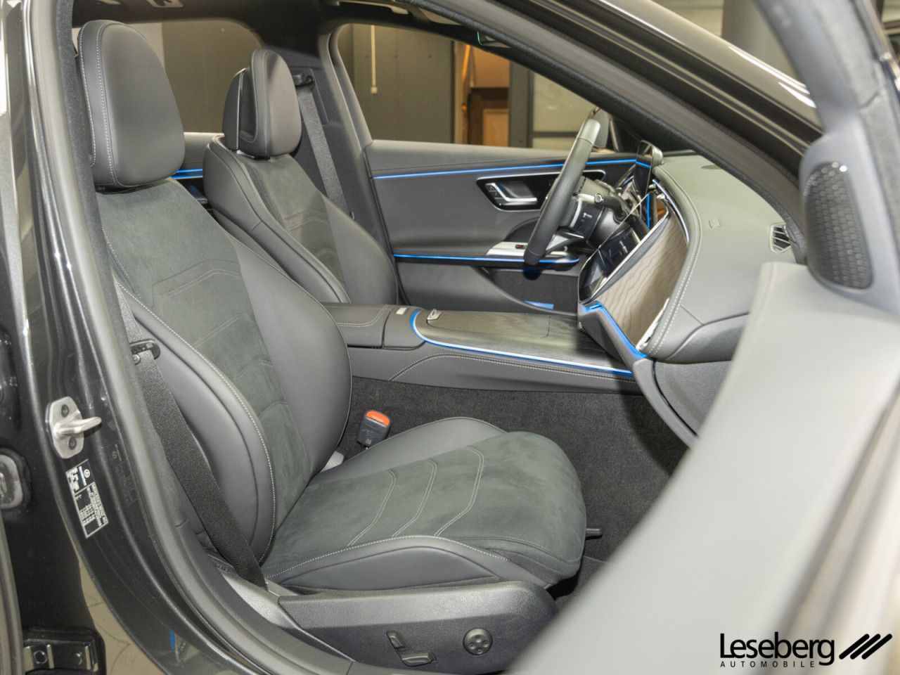 Mercedes-Benz E-Klasse – Bild 17