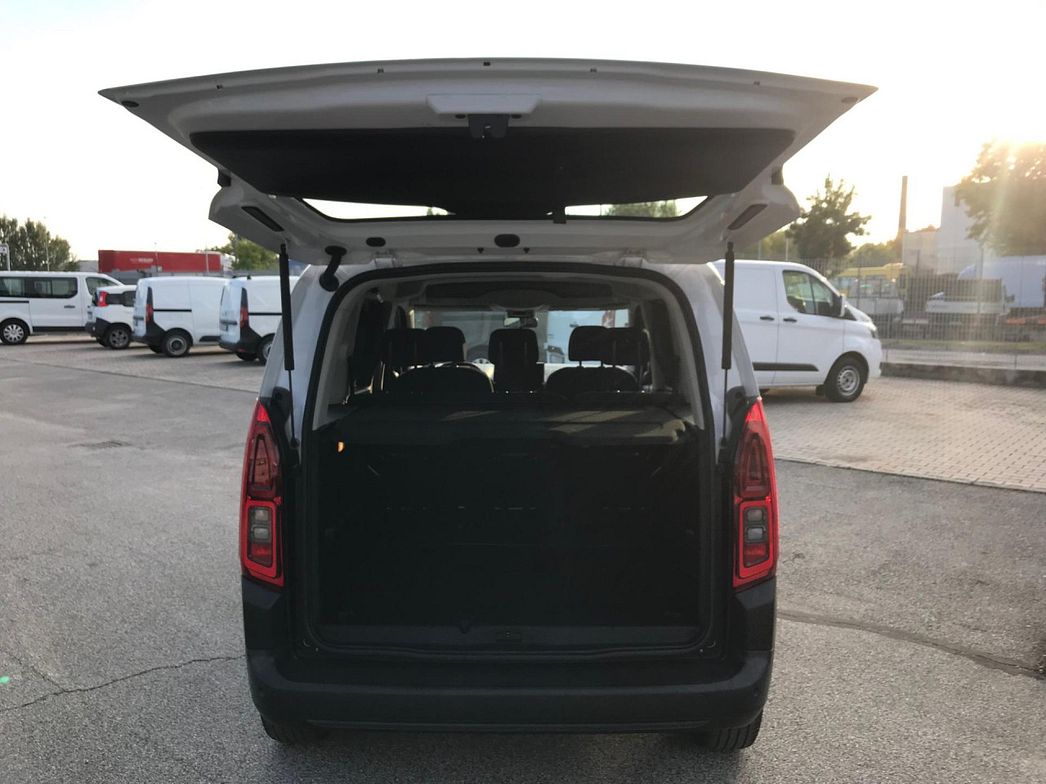 Fiat | Doblo van d.cab XL 1.5 diesel 130cv