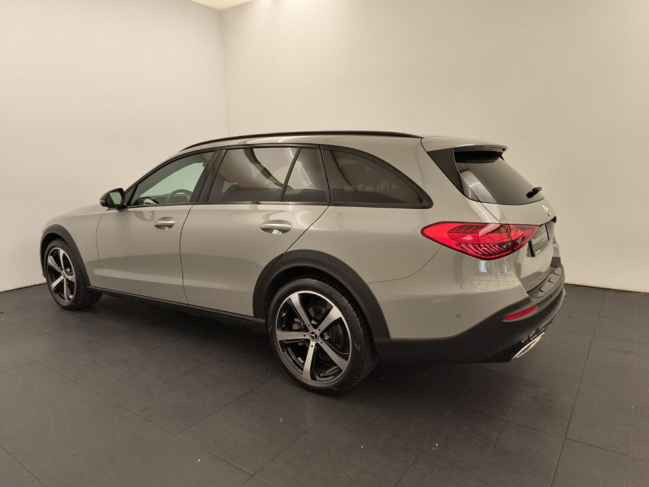 Mercedes-Benz C-Klasse – Bild 7