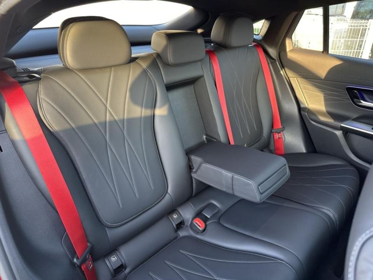 Photo du v&eacute;hicule 13 / 18