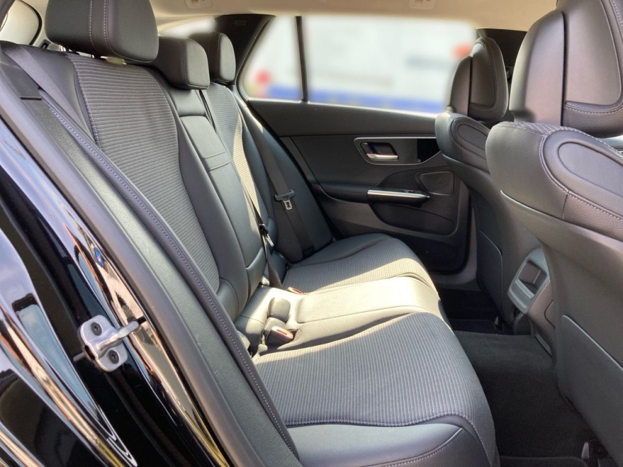 Mercedes-Benz C-Klasse – Bild 11