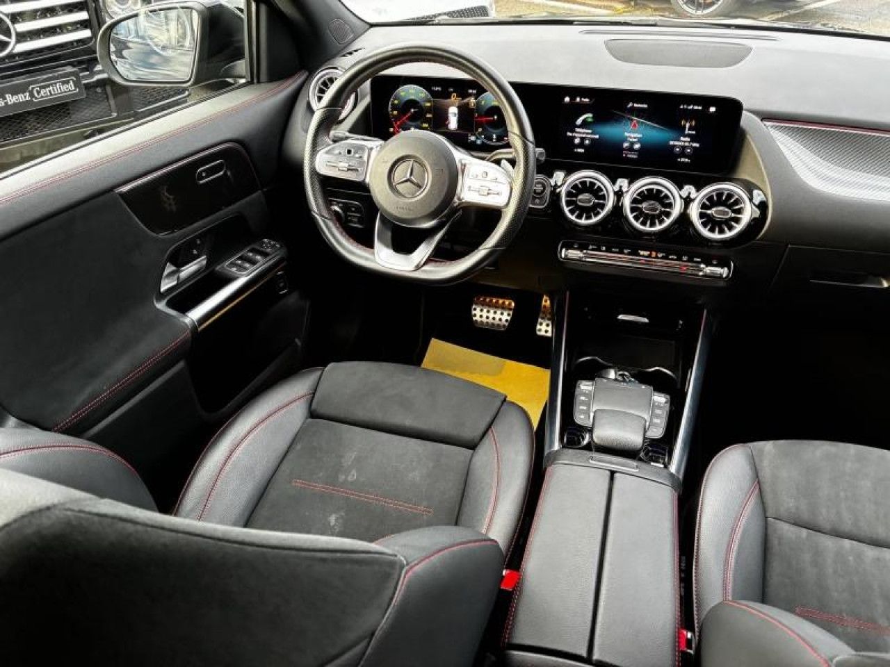 Photo du v&eacute;hicule 8 / 10