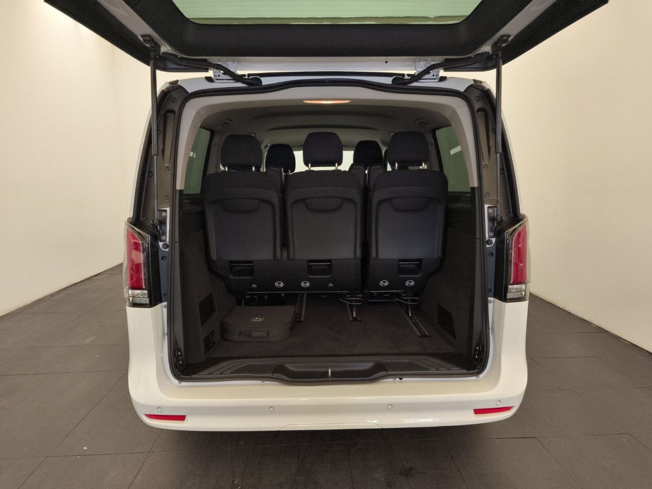 Fahrzeugbild 10 / 24