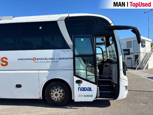 MAN Lion's Coach R10 9