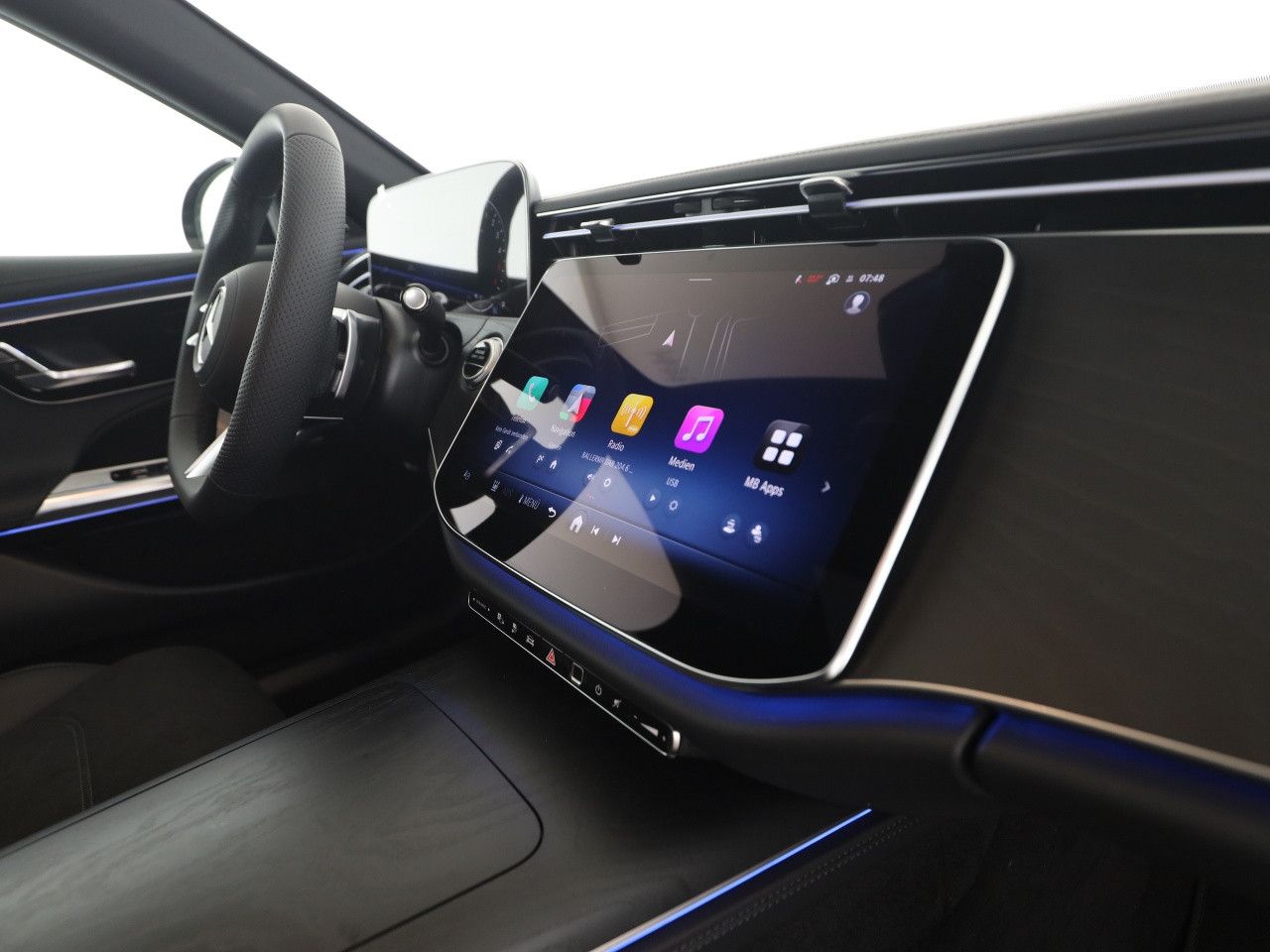 Mercedes-Benz E-Klasse – Bild 18