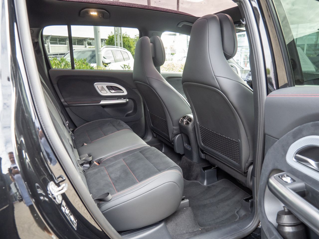 Mercedes-Benz GLB – Bild 4