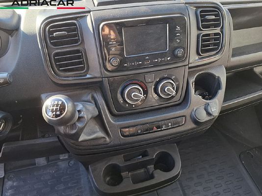 Immagine del veicolo 4 / 6