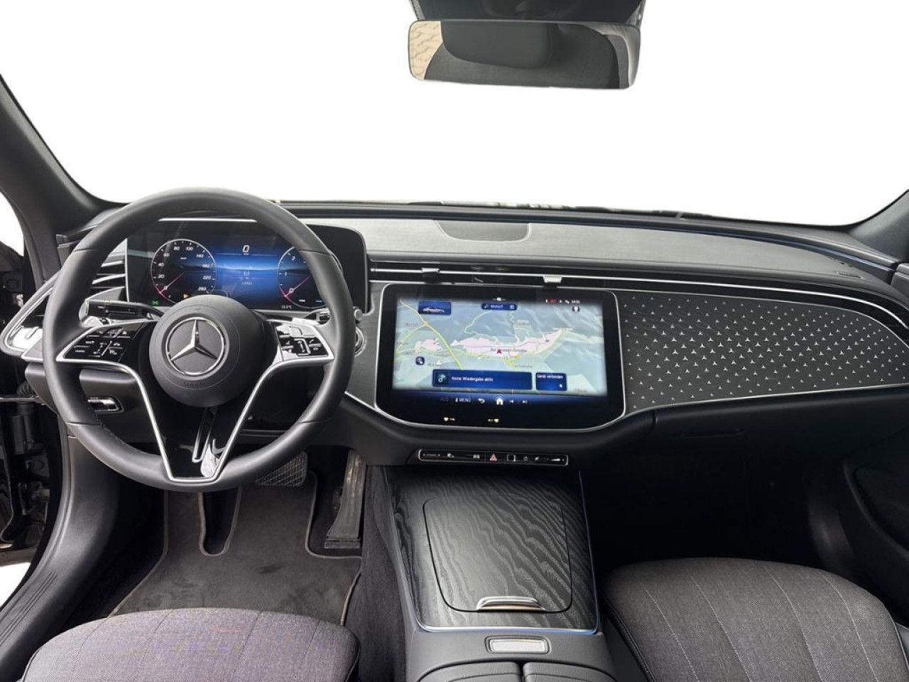 Mercedes-Benz E-Klasse – Bild 8
