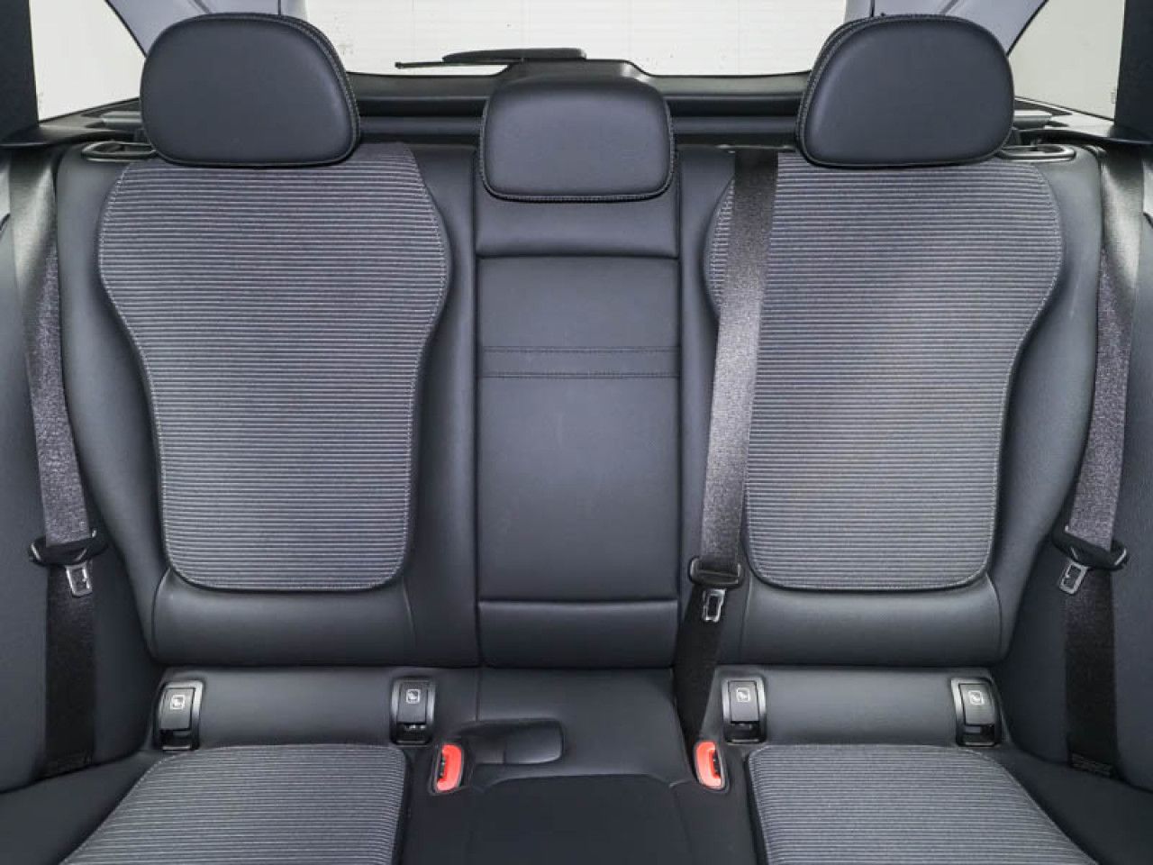 Mercedes-Benz C-Klasse – Bild 10