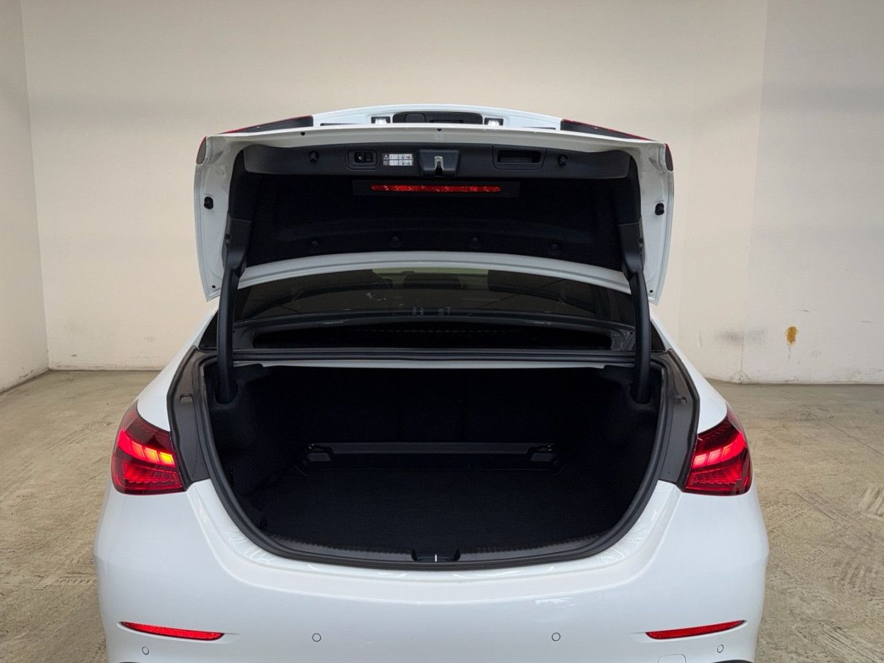 Mercedes-Benz C-Klasse – Bild 16