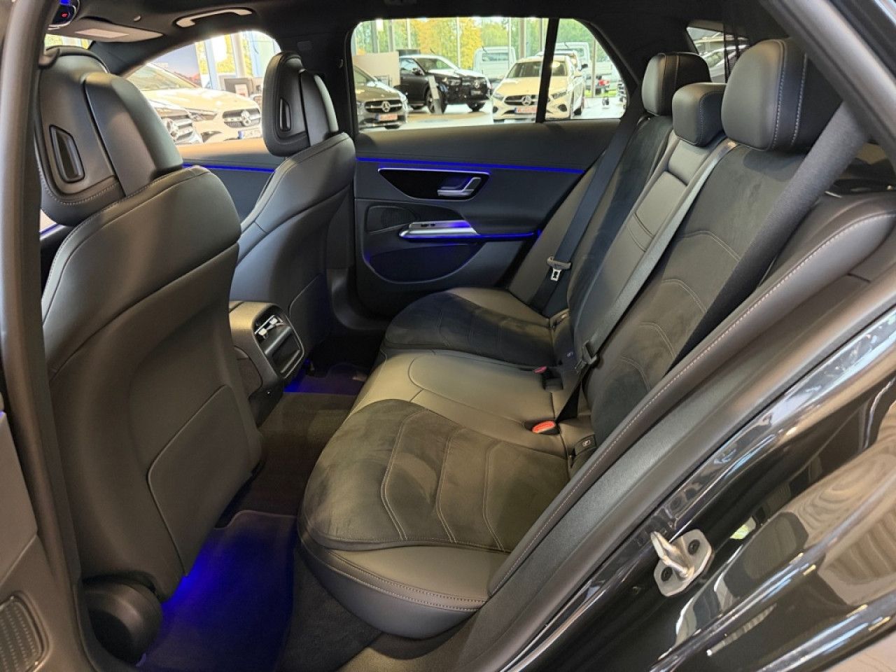 Mercedes-Benz E-Klasse – Bild 23