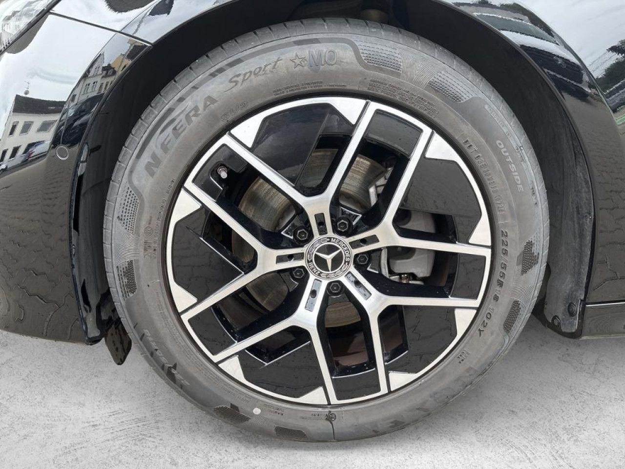 Mercedes-Benz E-Klasse – Bild 3
