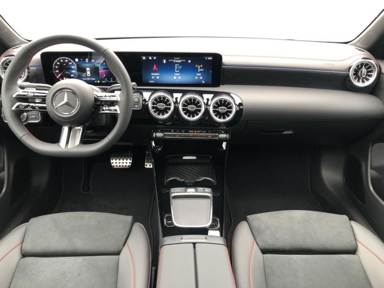 Mercedes-Benz CLA – Bild 4