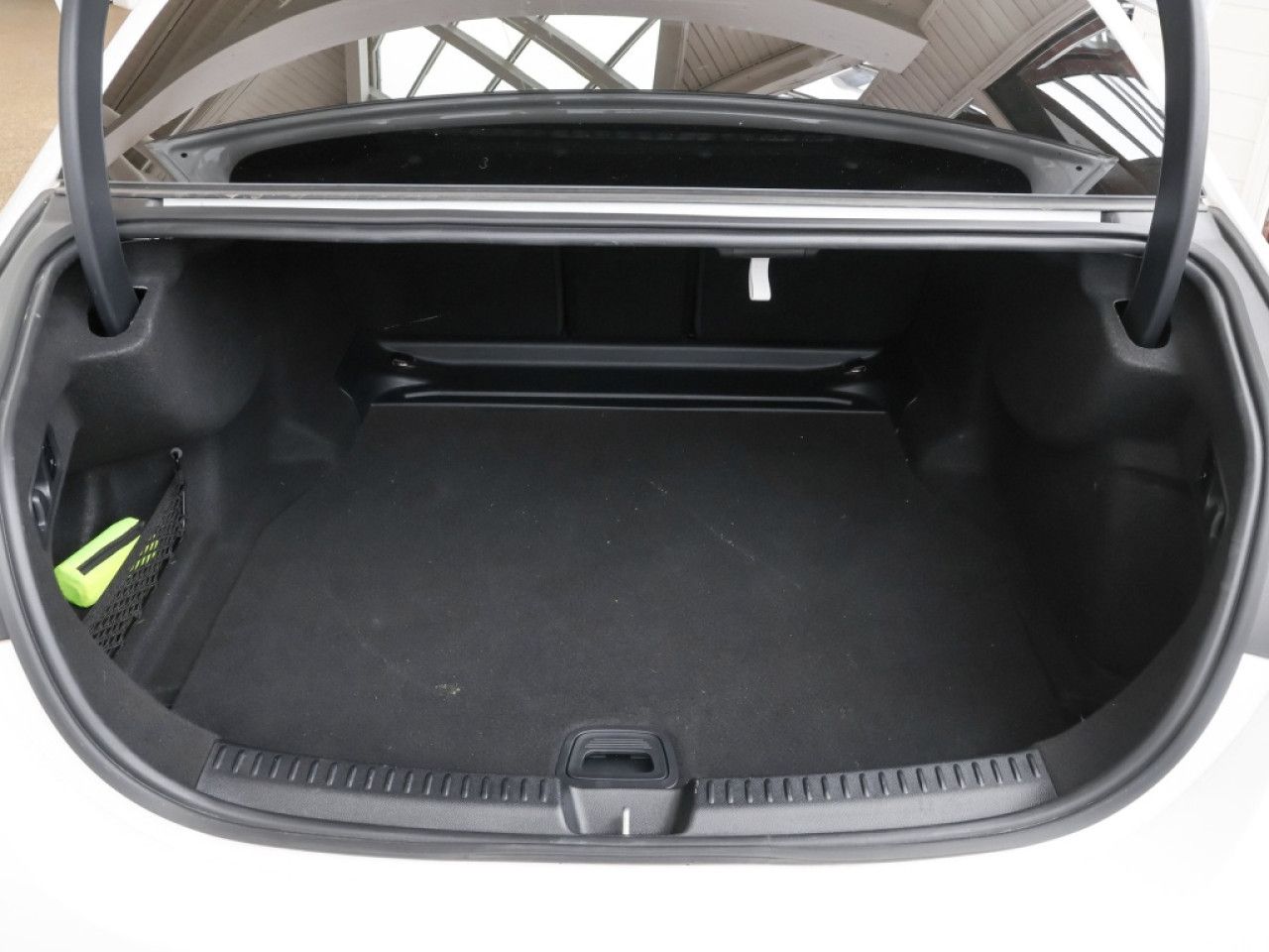 Mercedes-Benz E-Klasse – Bild 13