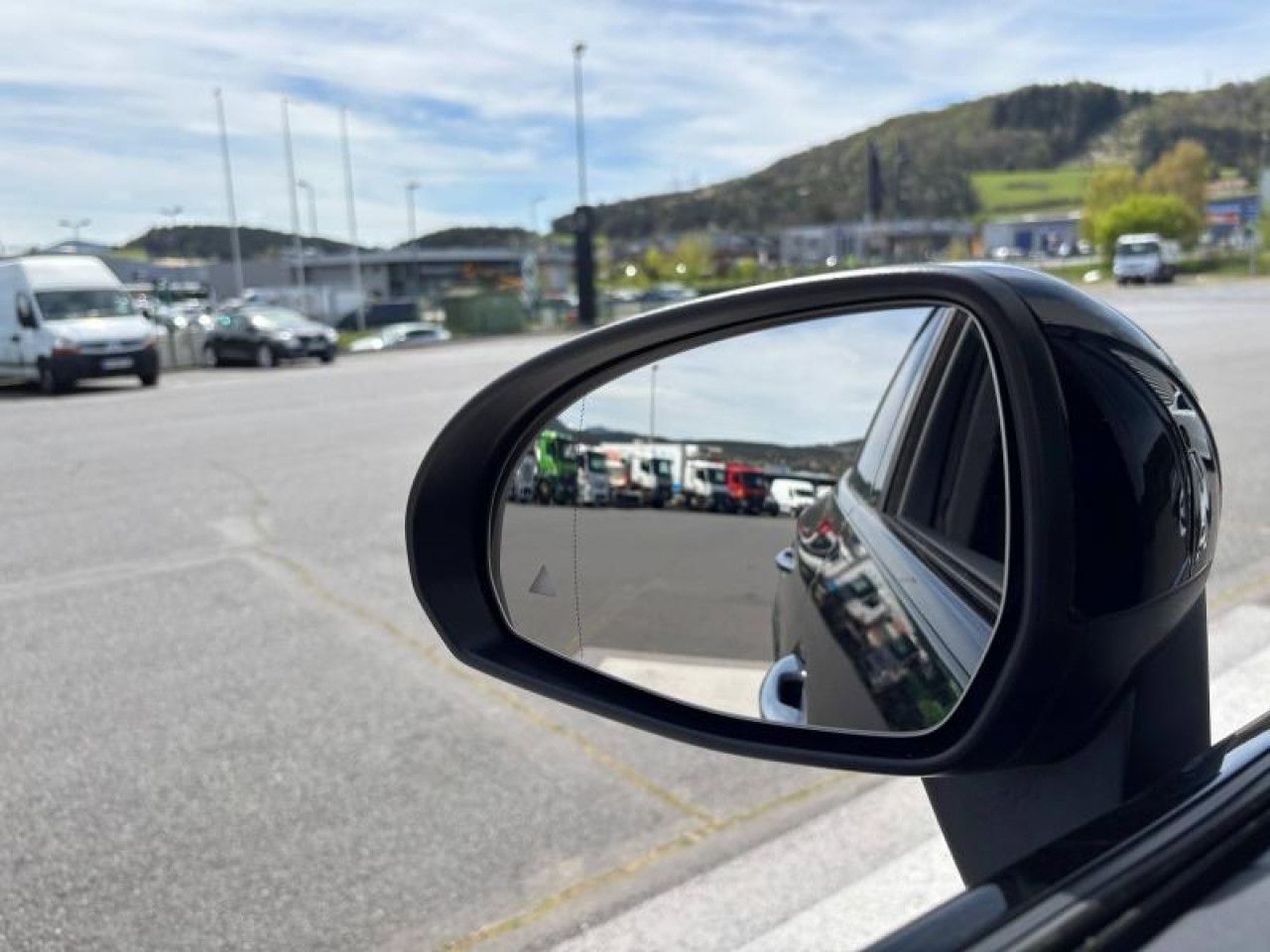 Photo du v&eacute;hicule 15 / 18