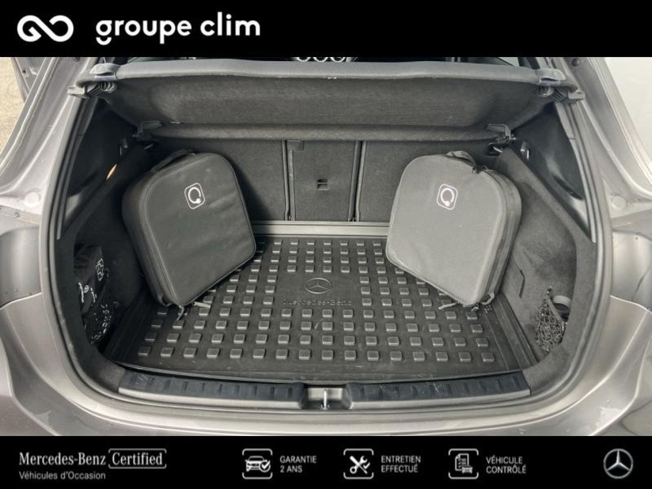 Photo du v&eacute;hicule 12 / 18