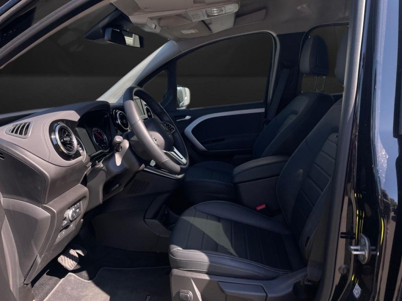Mercedes-Benz EQT – Bild 6