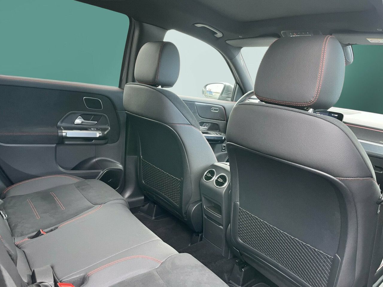 Mercedes-Benz GLB – Bild 13