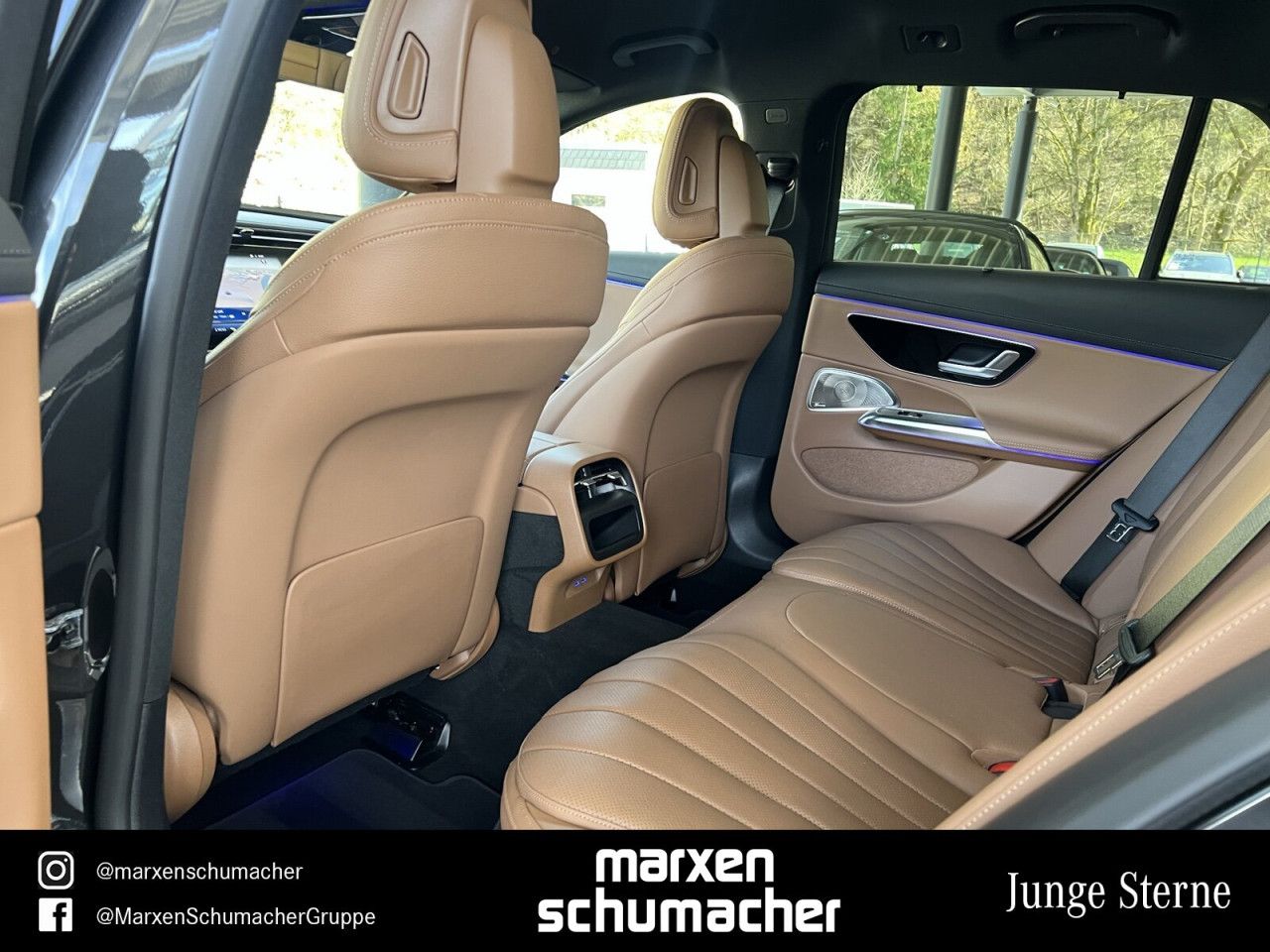 Mercedes-Benz E-Klasse – Bild 12
