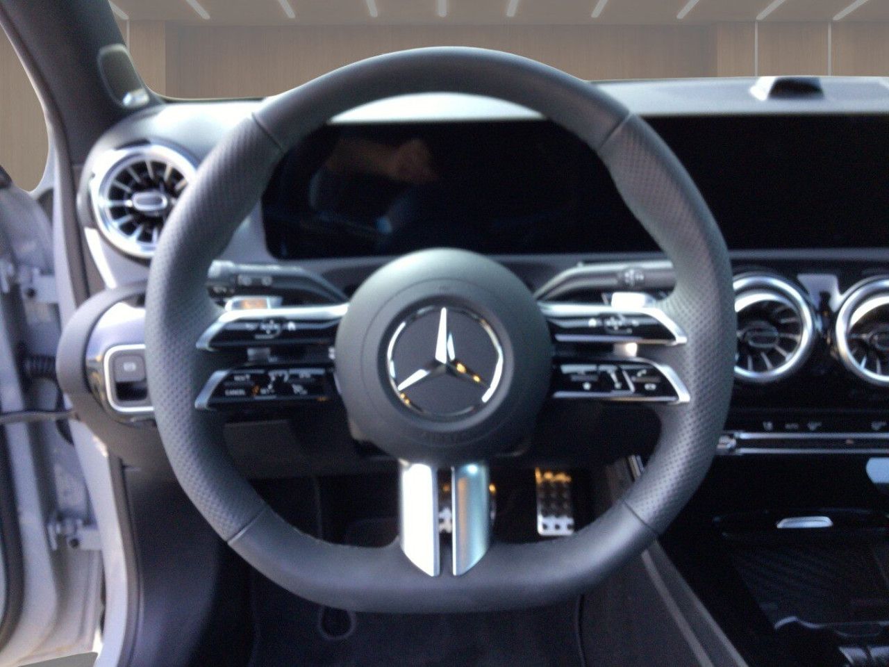 Mercedes-Benz A-Klasse – Bild 9