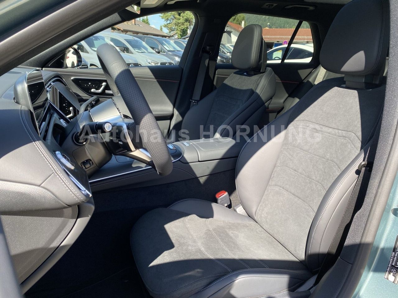Mercedes-Benz E-Klasse – Bild 13
